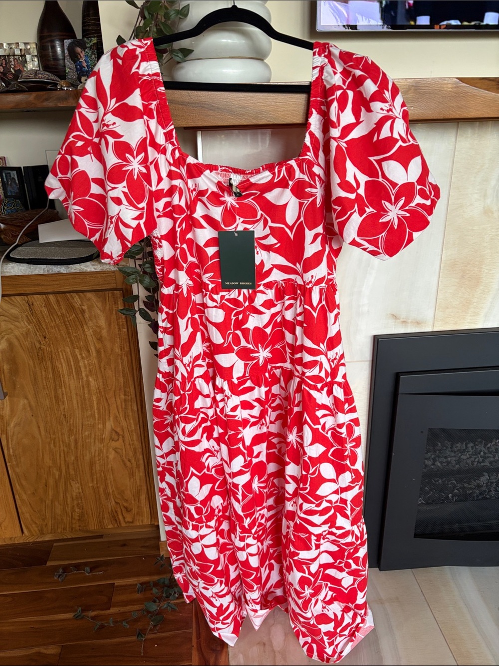 Meadow Rhodes Floral Puff-Sleeve Midi Dress - Picture 3 of 4